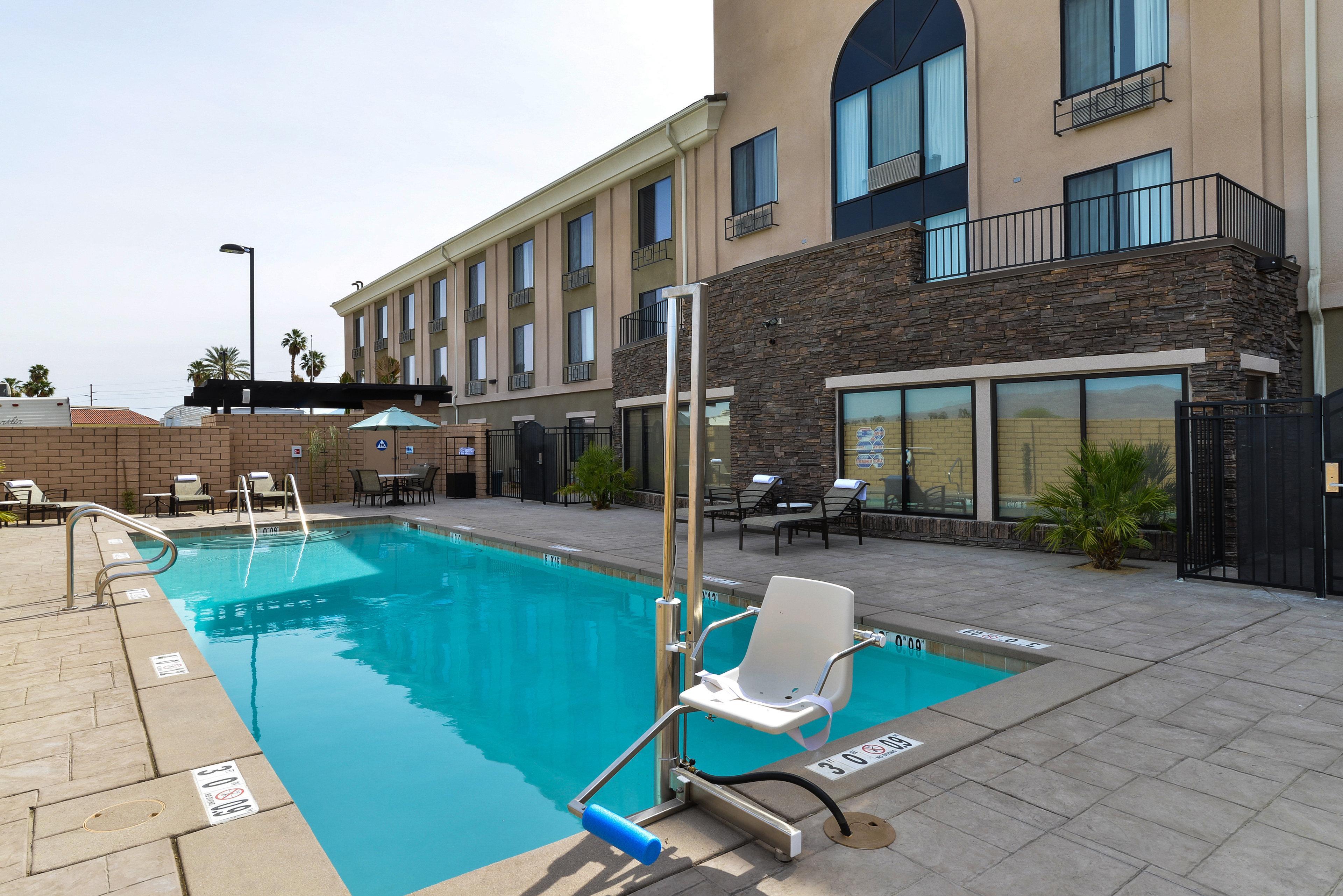 Holiday Inn Express & Suites Indio - Coachella Valley By Ihg Екстер'єр фото